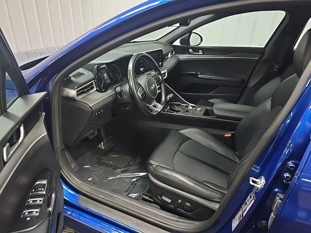 Used 2021 Blue Kia GT-Line image 27