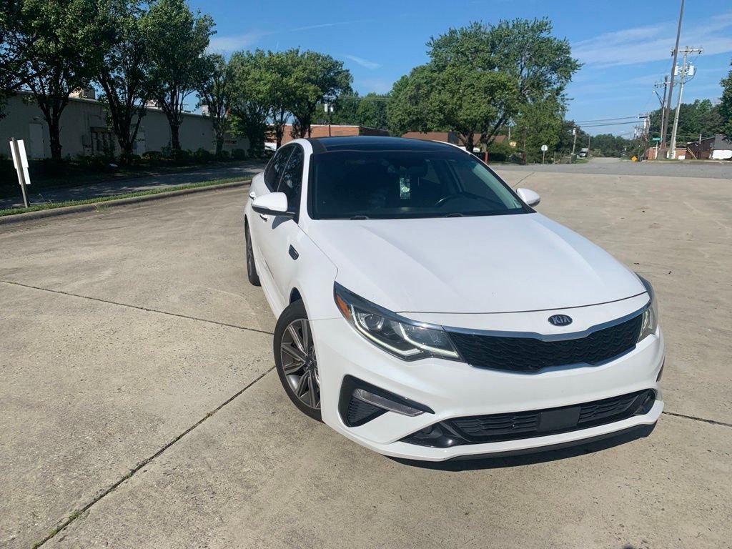 Used 2019 White Kia EX image 4