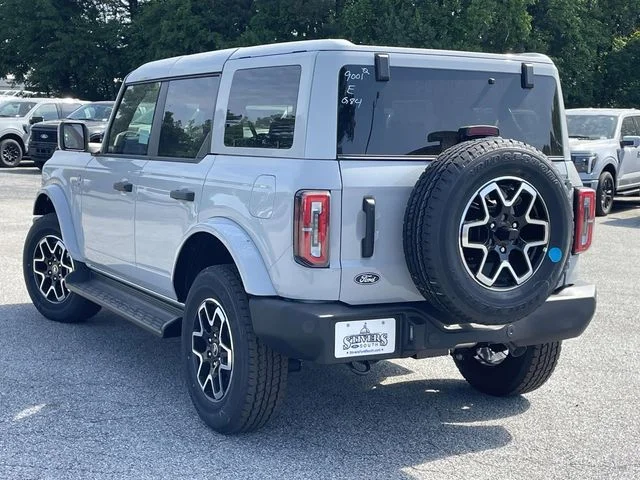 New 2026 White Ford Outer Banks image 4