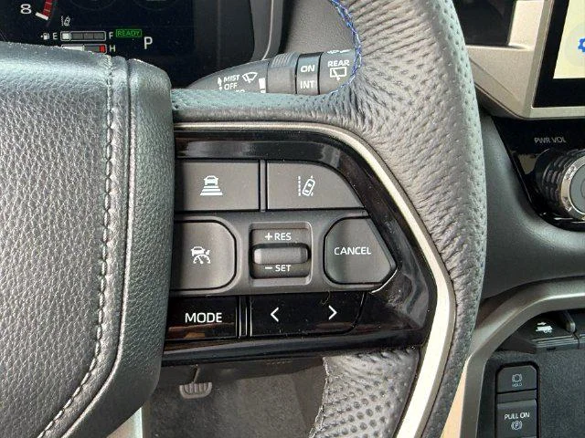 Certified Used 2026 WIND CHILL PEARL Toyota Platinum image 17