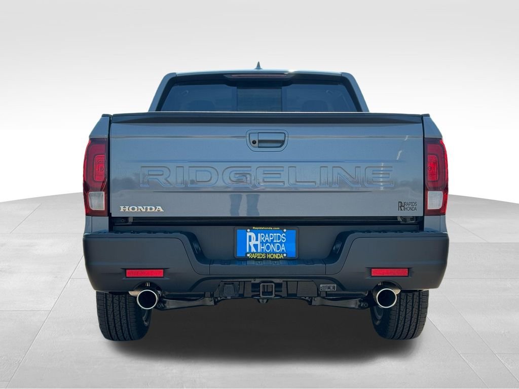 New 2026 Sonic Gray Pearl Honda RTL image 4