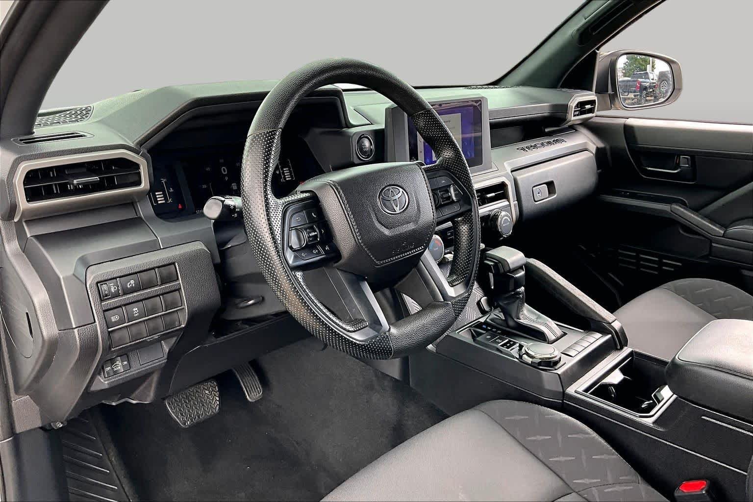 Used 2025 Ice Cap Toyota SR image 17