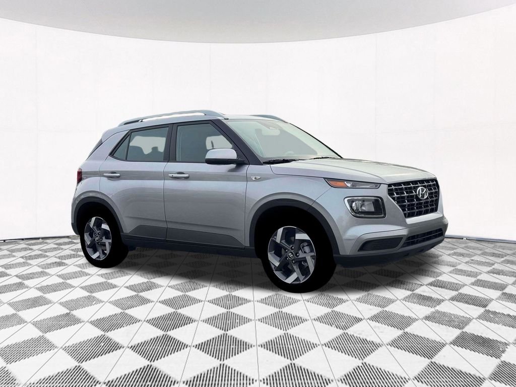 New 2026 Silver Hyundai SEL image 16