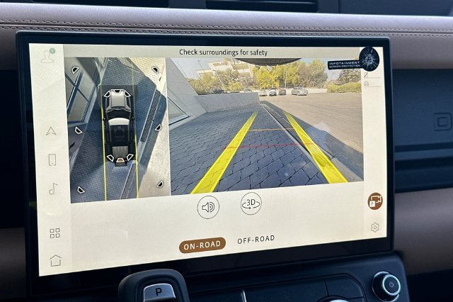 New 2026 Fuji White Land Rover X-Dynamic SE image 19