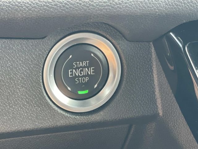 Used 2025 Gray Chevrolet LT image 25