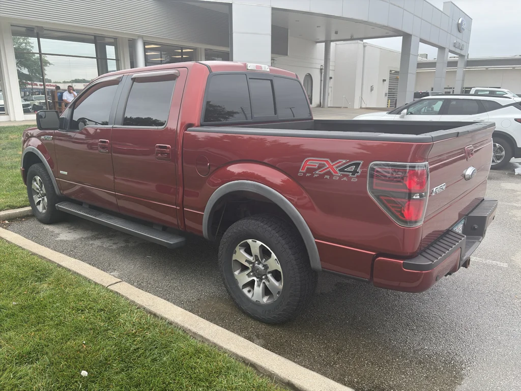 Used 2014  Ford FX4 image 3