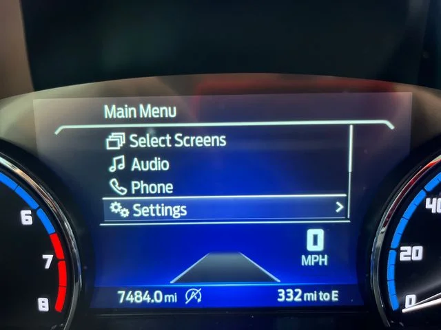 Used 2024 White Ford Badlands image 17