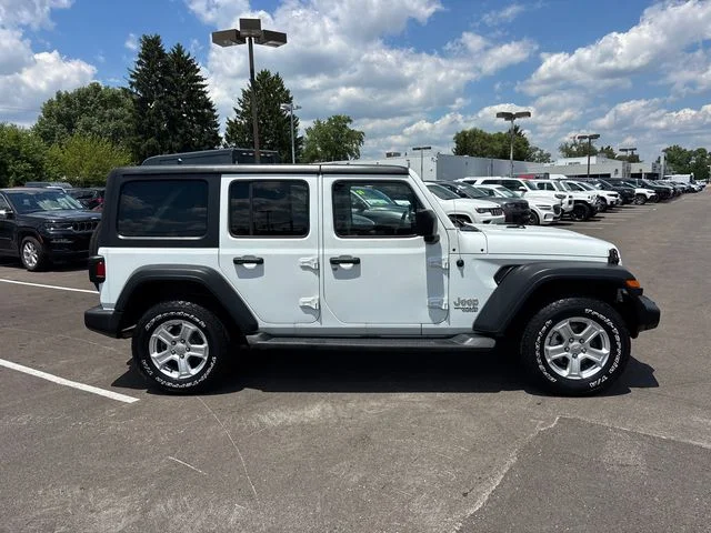 Used 2018 White Jeep Unlimited Sport S image 26