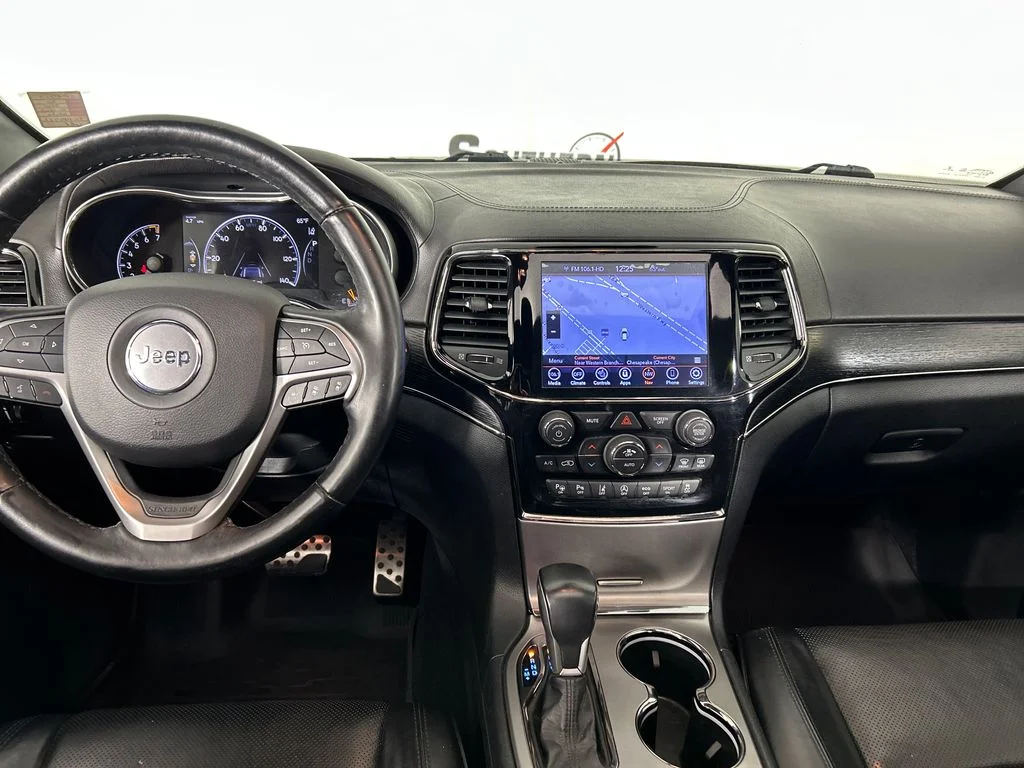 Used 2020 White Jeep Overland image 19
