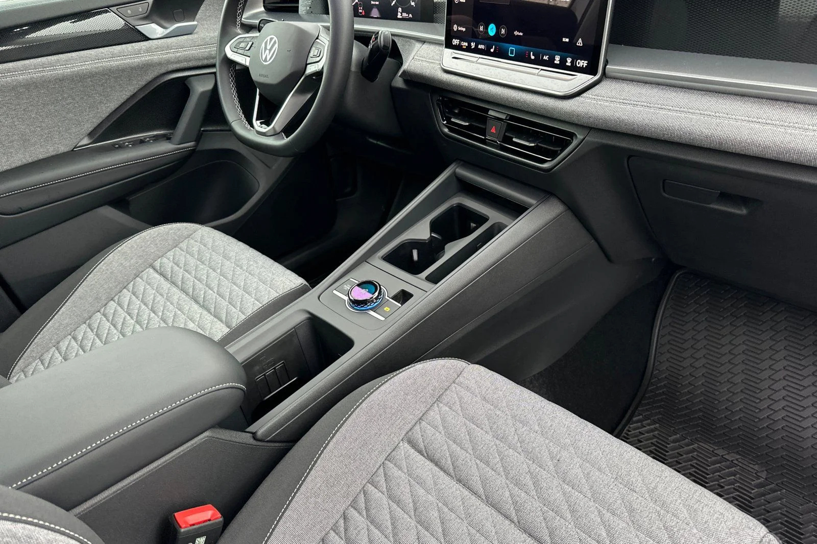 2026 Volkswagen Tiguan S - Photo 15