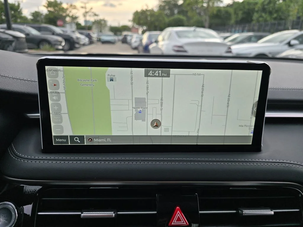 New 2026 White Genesis 2.5T image 18