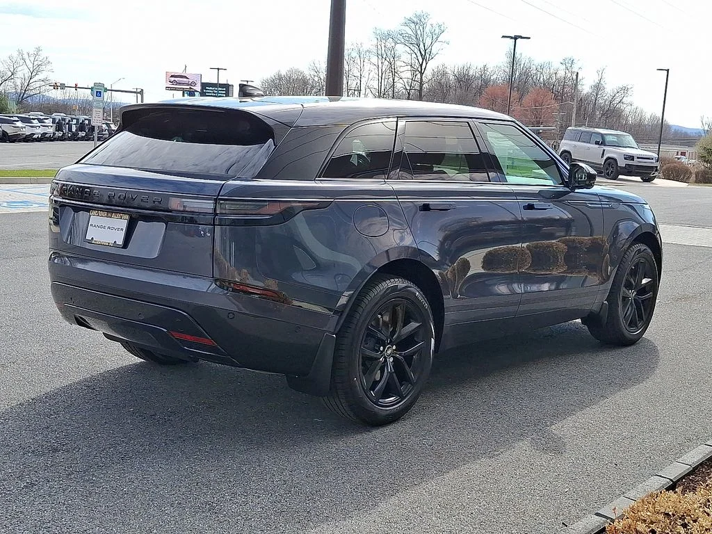 New 2026 Varesine Blue Land Rover Dynamic SE image 3