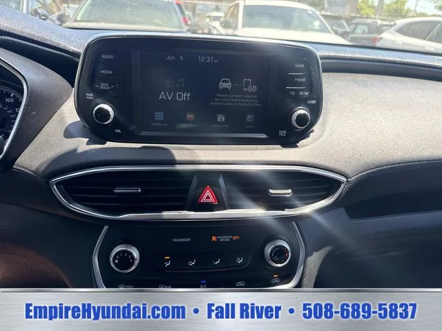 Used 2020 Gray Hyundai SE image 19
