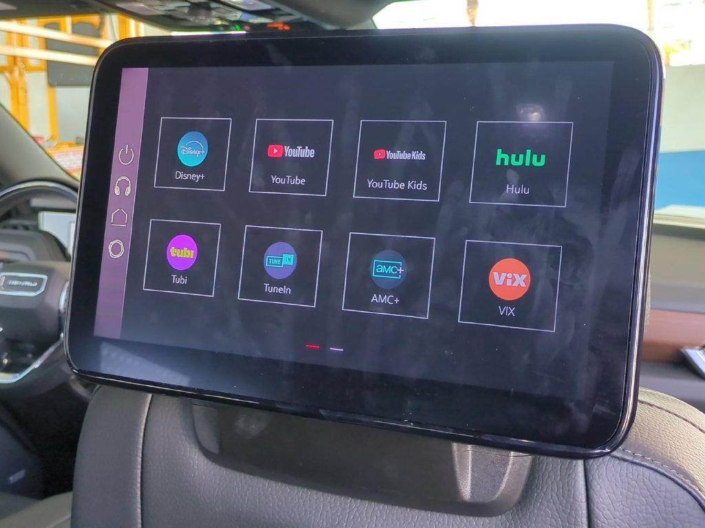 2026 GMC Yukon XL Denali - Photo 36