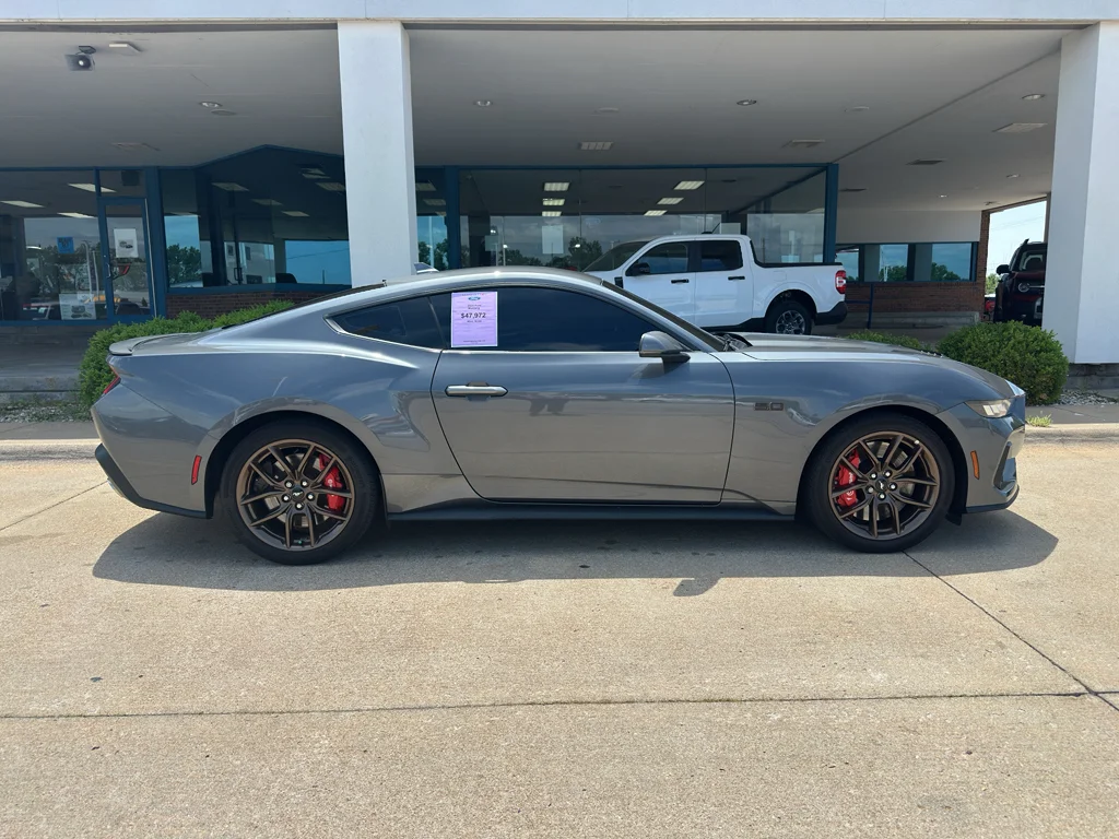 Used 2024 Carbonized Gray Metallic Ford GT Premium image 7