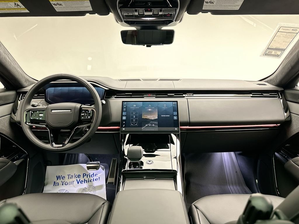 Used 2025 Carpathian Gray Premium Metallic Land Rover Autobiography image 13
