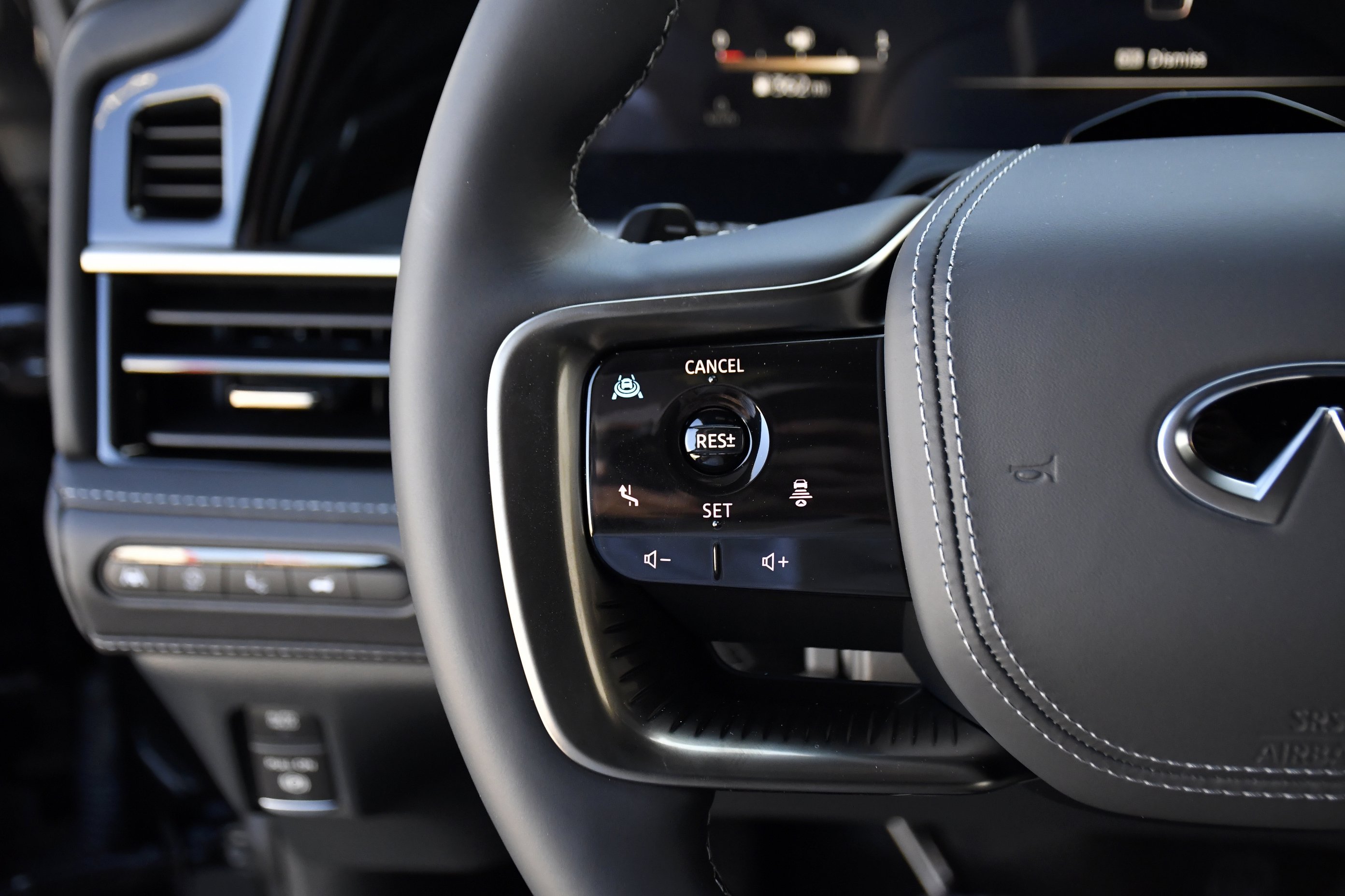 2026 INFINITI QX80 Autograph - Photo 8