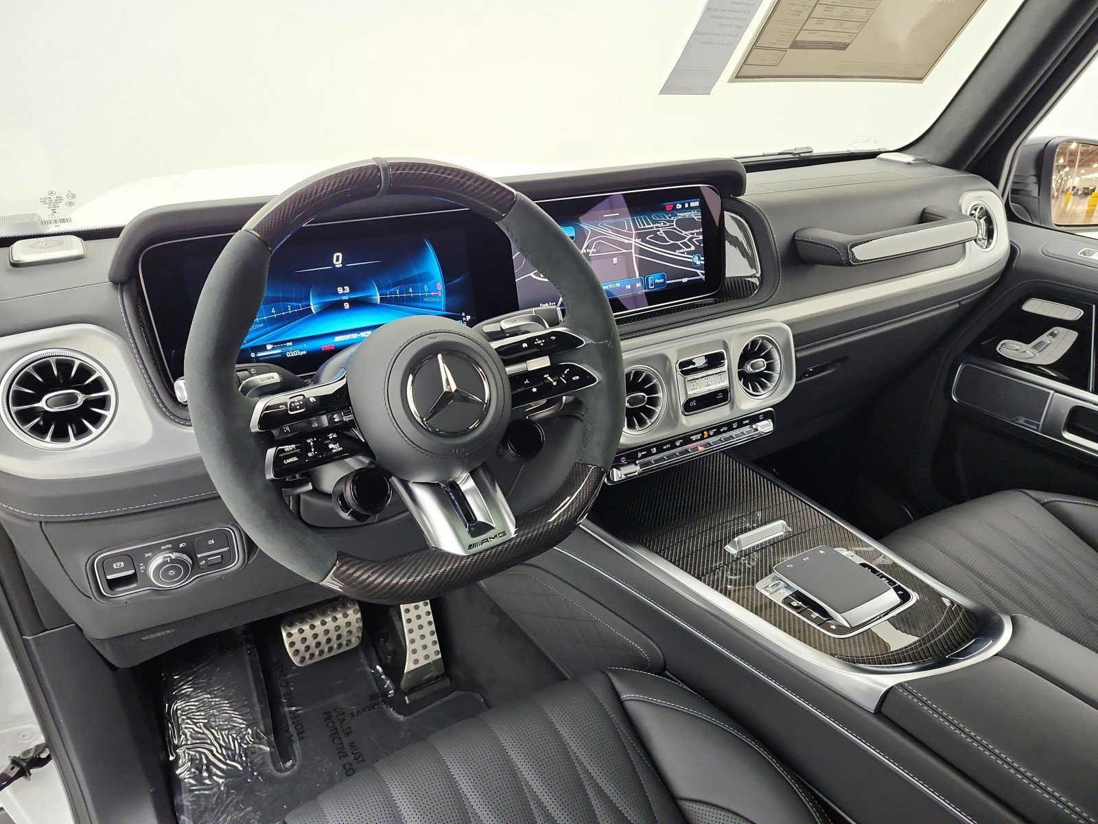 New 2026 MANUFAKTUR Moonlight White Metallic Mercedes-Benz AMG® G 63 SUV image 9