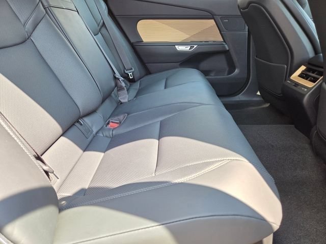 New 2026 Iridium Lexus LUXURY AWD image 33