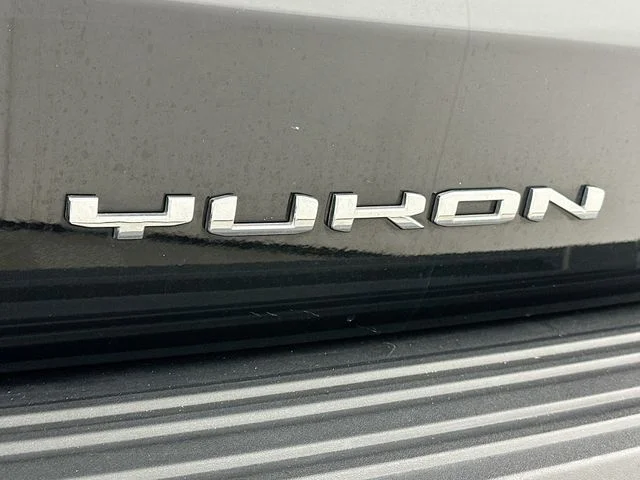 Certified Pre-Owned 2023 GMC Yukon AT4