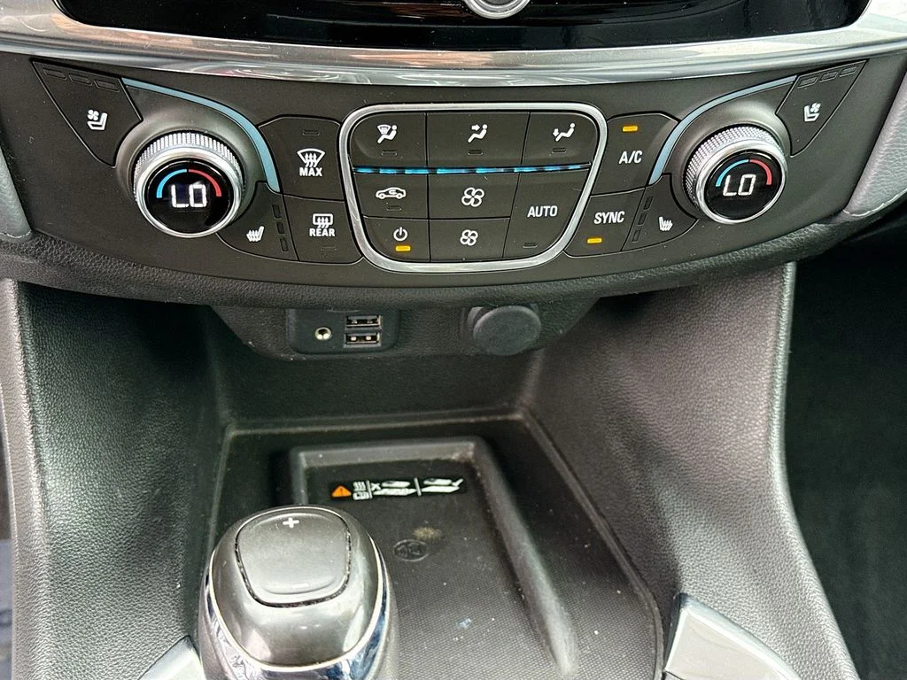 Used 2020 Summit White Chevrolet Premier image 35