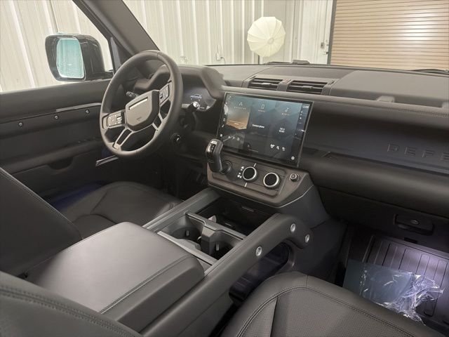 New 2026 Santorini Black Land Rover X-Dynamic SE image 20