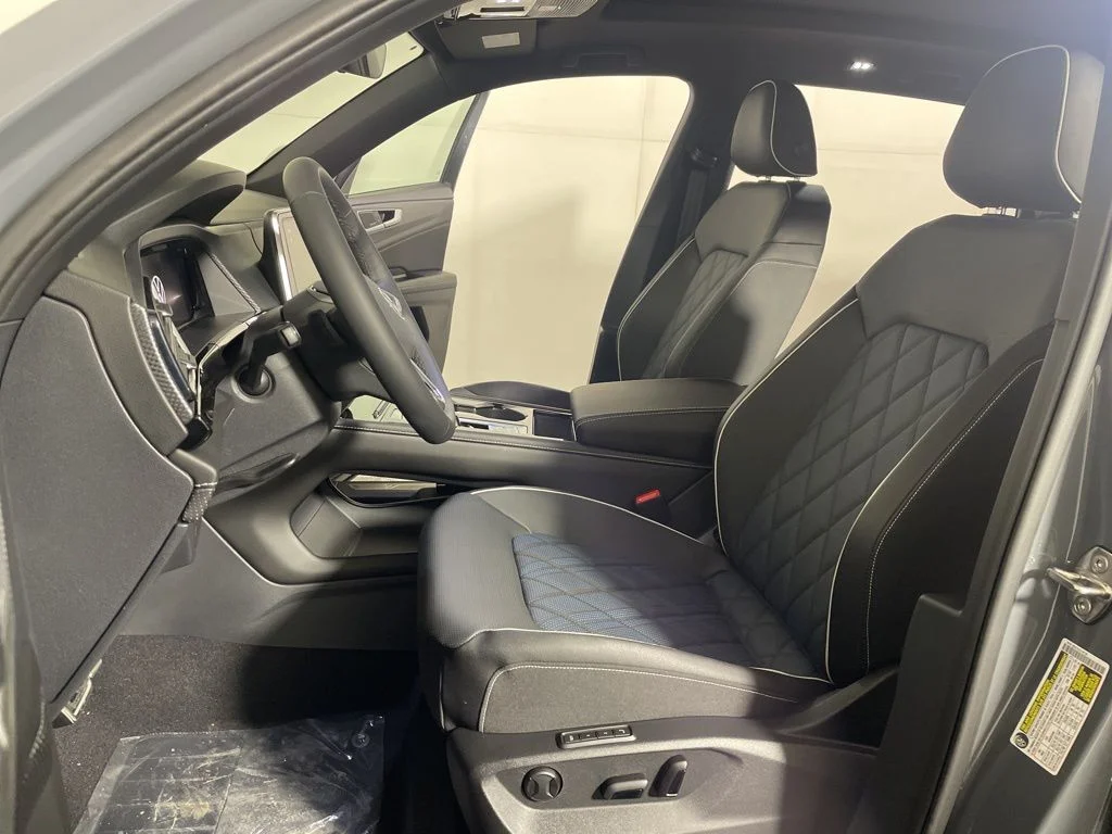 2026 Volkswagen Atlas Cross Sport SEL Premium R-LINE - Photo 10