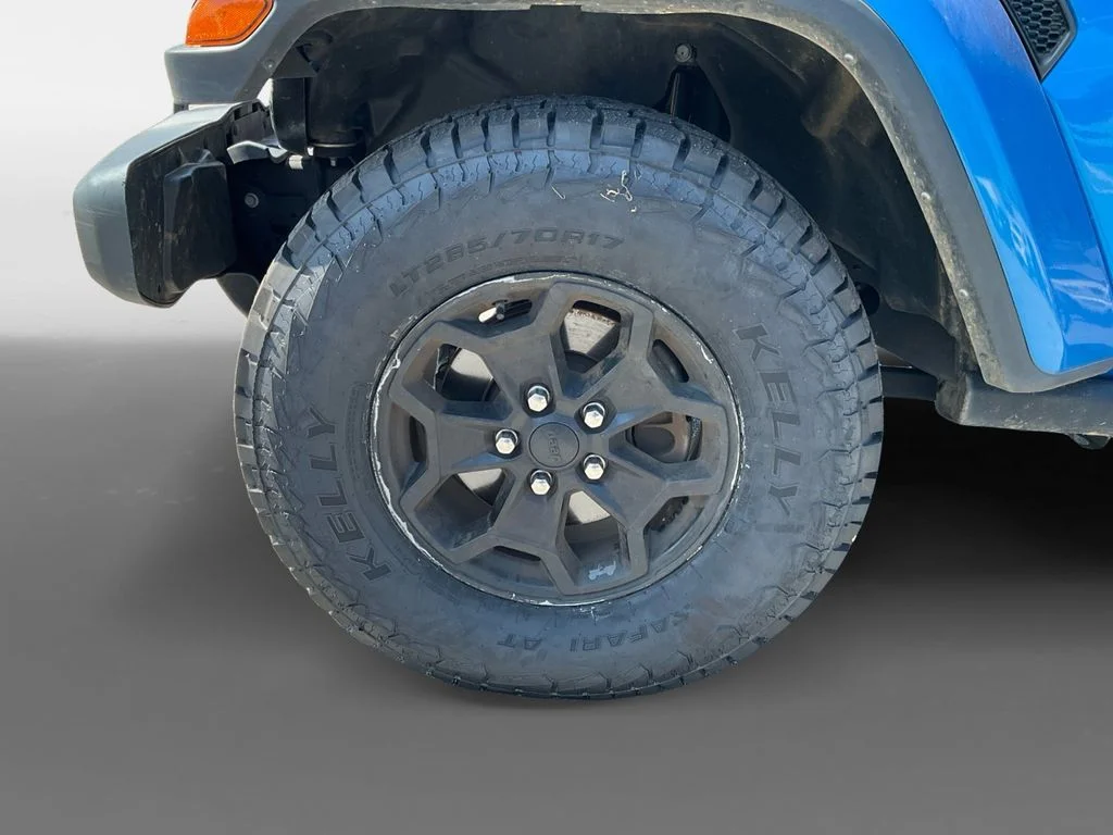 Used 2023 Blue Jeep Willys image 13