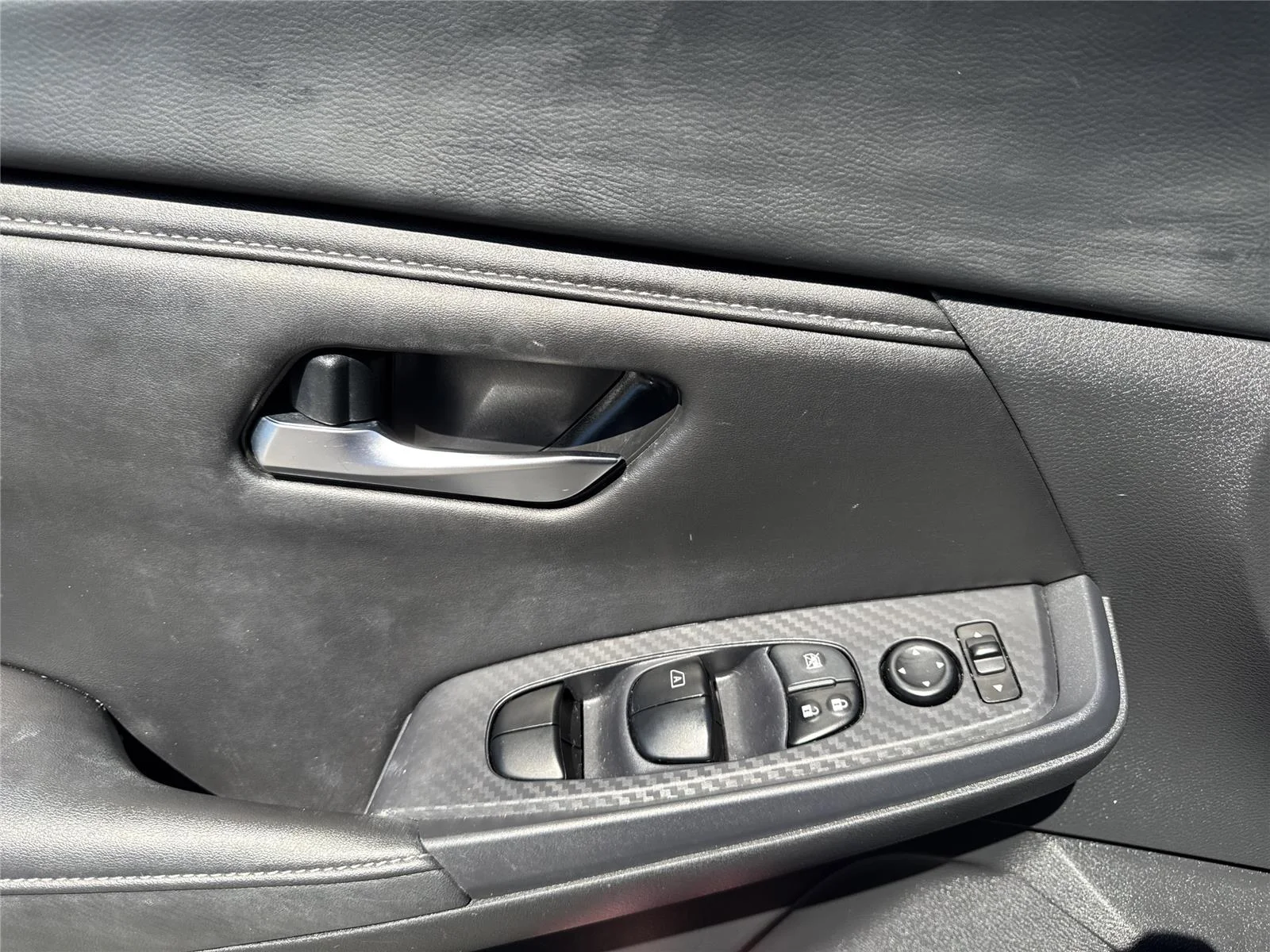 Used 2023 Gun Metallic Nissan S image 17