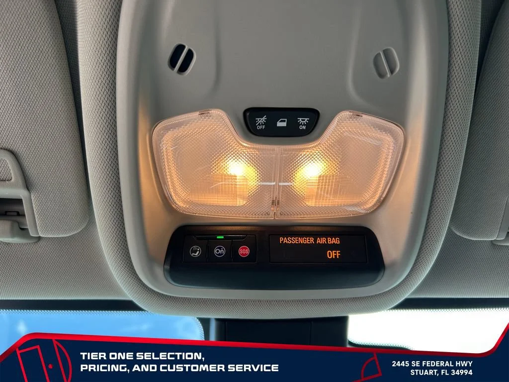 Used 2023 White Frost Tricoat Buick Select image 25