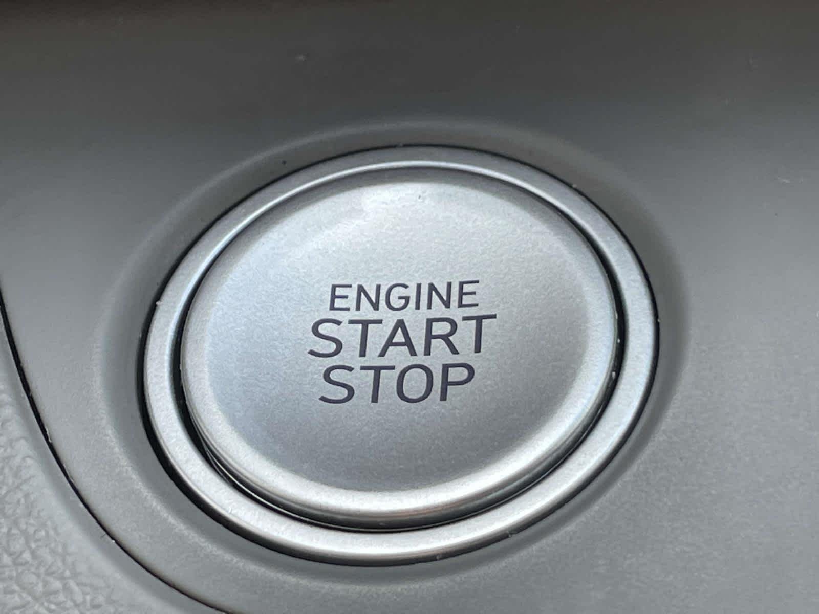Certified Used 2025 Ecotronic Gray Hyundai SEL Convenience image 35