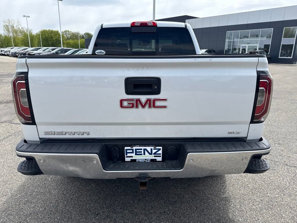 Used 2018 GMC Sierra 1500 SLT with VIN 3GTU2NEC6JG279348 for sale in Rochester, Minnesota