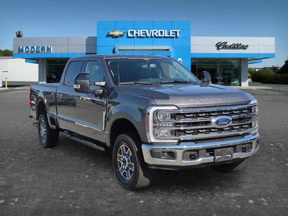 Used 2024 Gray Ford XL image 7