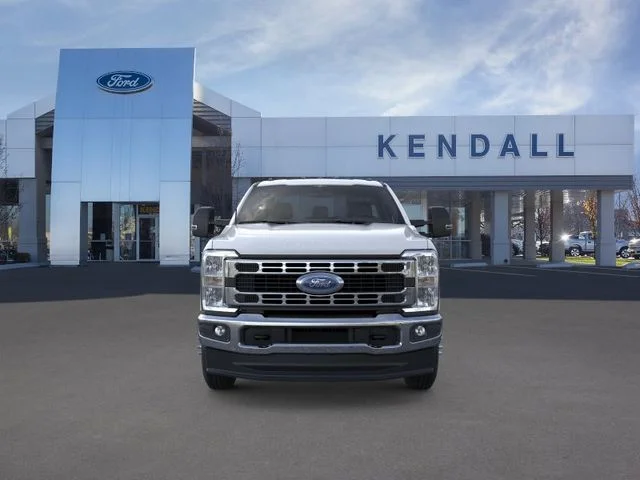 New 2026 Oxford White Ford XL image 6