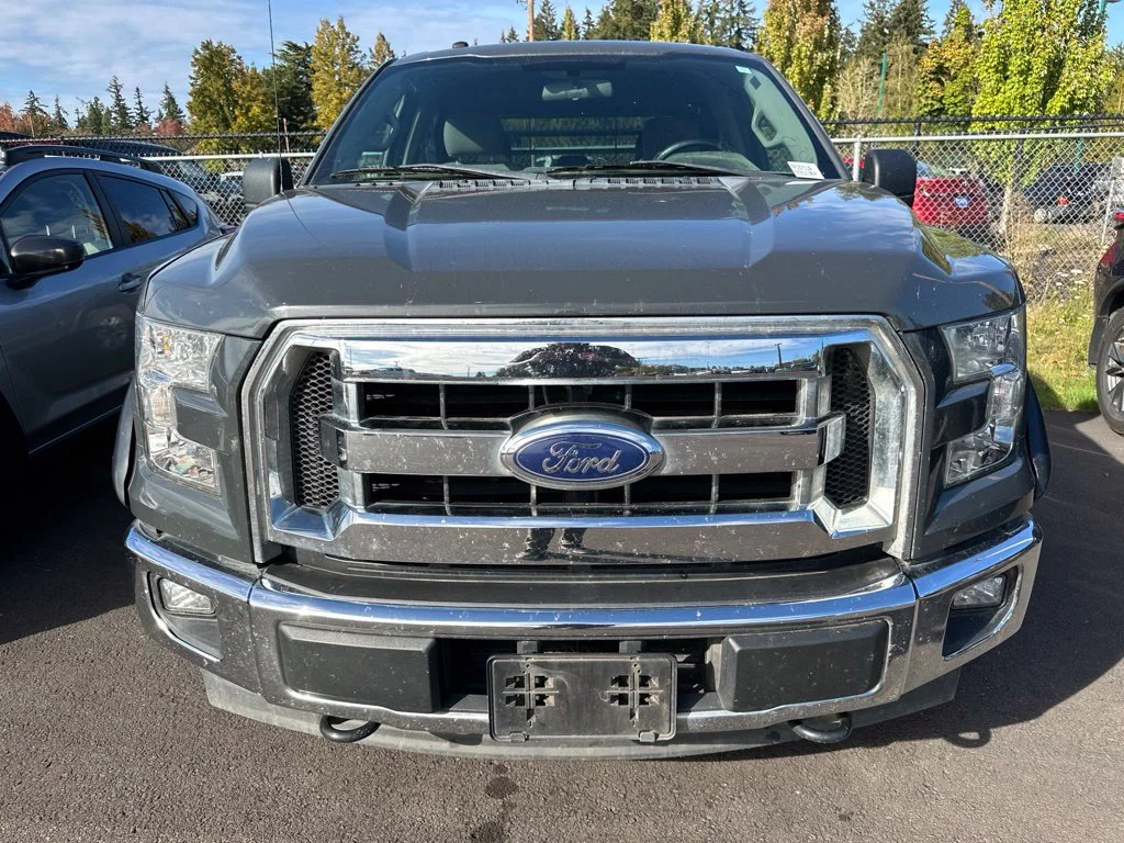 Used 2017 Gray Ford XLT image 6