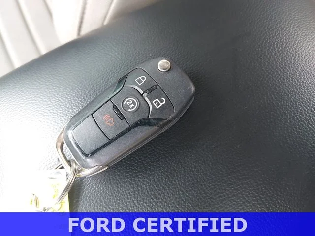 Used 2022 Silver Ford XLT image 33