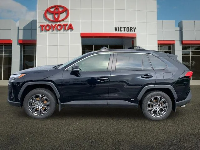 Used 2023 Black Toyota XLE Premium image 6