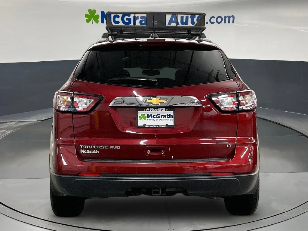 Used 2017 Red Chevrolet 2LT image 6