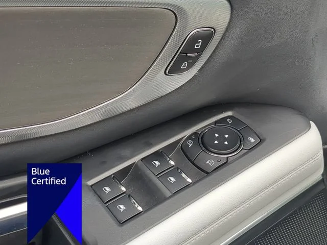 Used 2025 Black Ford Platinum image 13