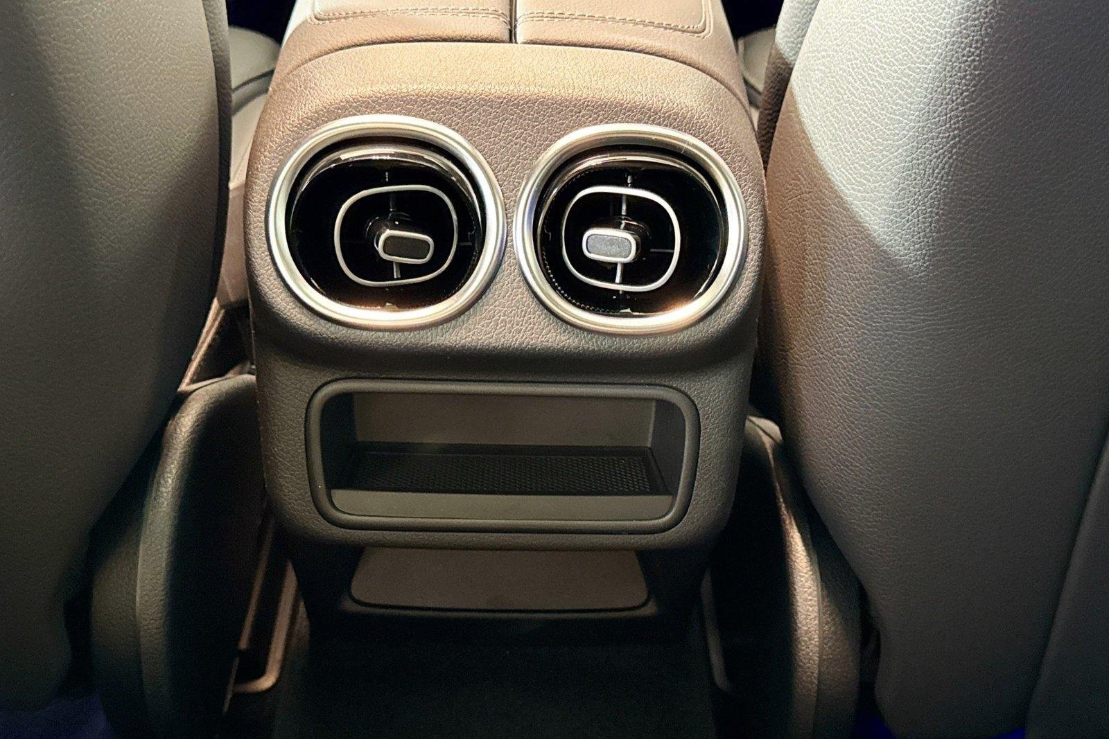 New 2026 Cirrus Silver Metallic Mercedes-Benz GLC 300 image 23