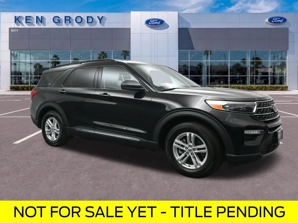 2023 Ford Explorer XLT RWD's photo
