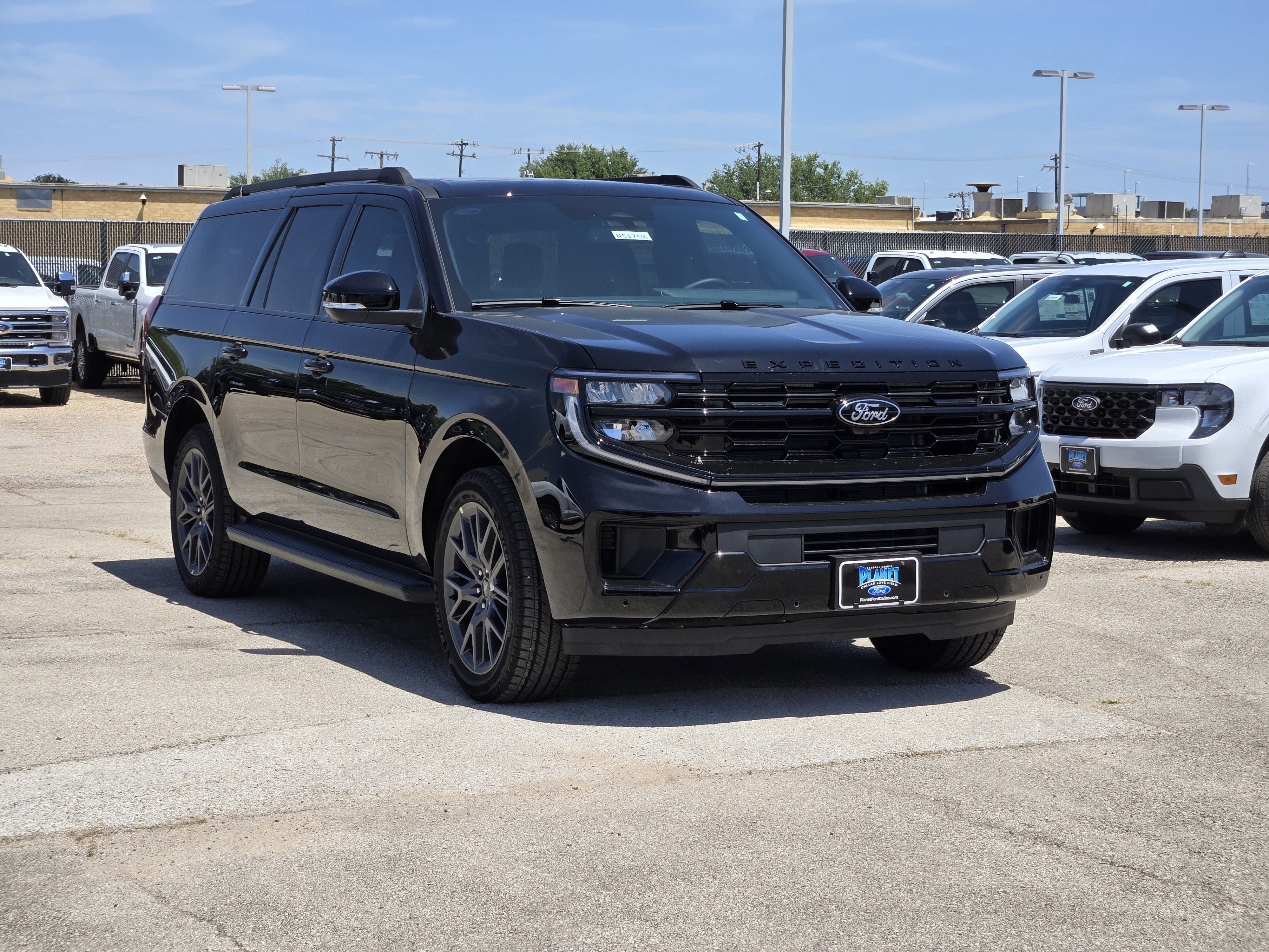 New 2026 Agate Black Metallic Ford Platinum MAX image 2