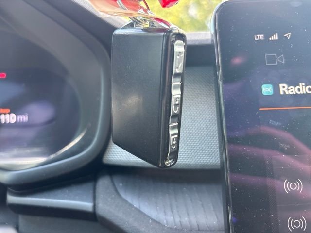 Used 2022 White Polestar Long Range Dual Motor image 21