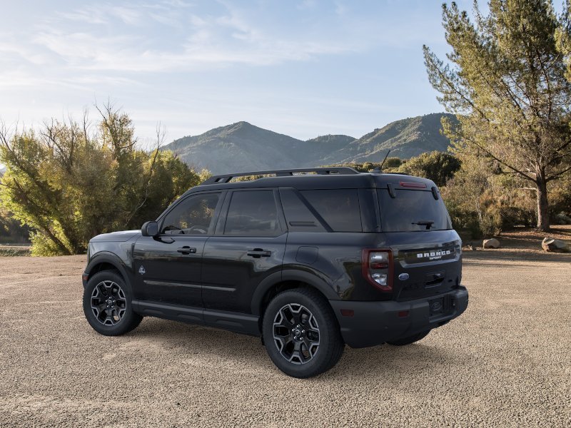 New 2026 Shadow Black Ford Outer Banks® image 27