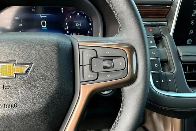 Used 2024 Black Chevrolet High Country image 12