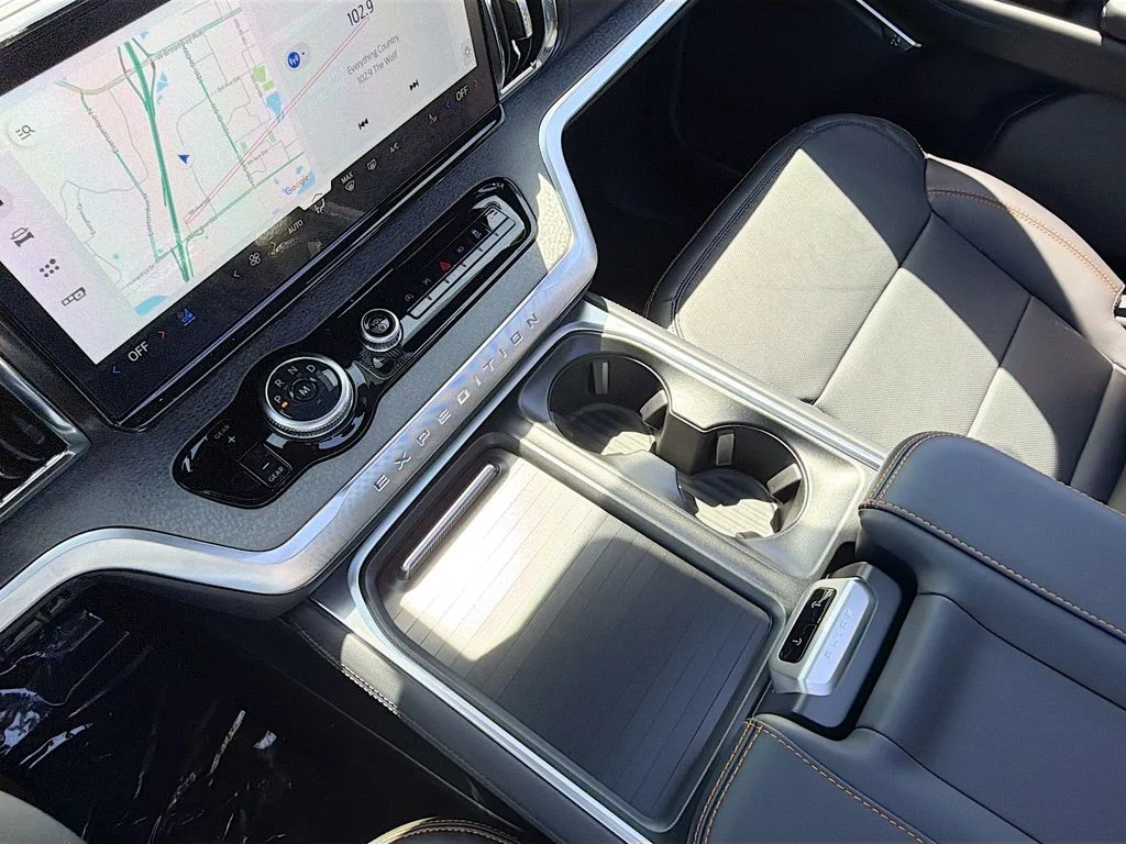 New 2026 Agate Black Metallic Ford Tremor® image 18