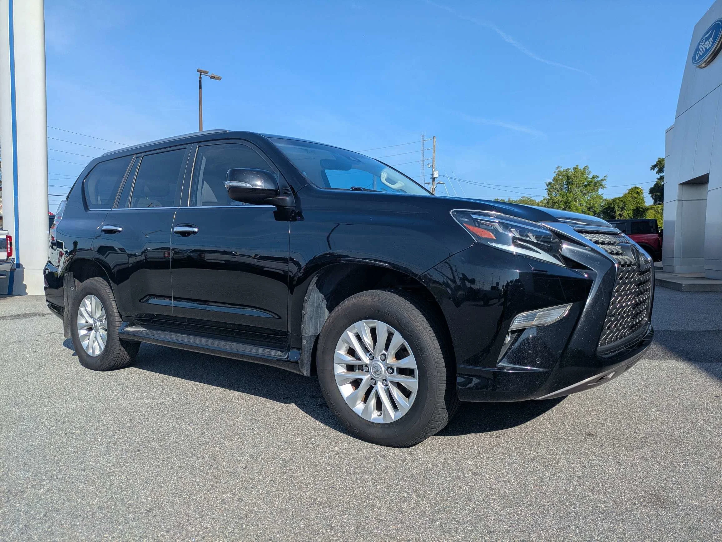Used 2021 Black Onyx Lexus Premium Pkg w/Leather, Moonroof, Safety + System, & 3rd Row Seat image 2