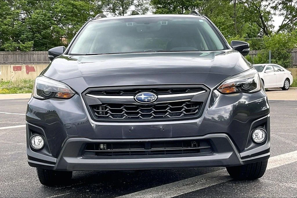 Used 2018 Dark Gray Metallic Subaru 2.0i Limited image 3