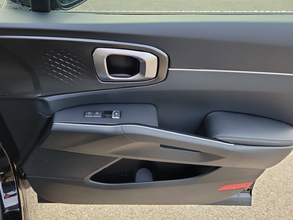 New 2026 Ebony Black Kia S image 10