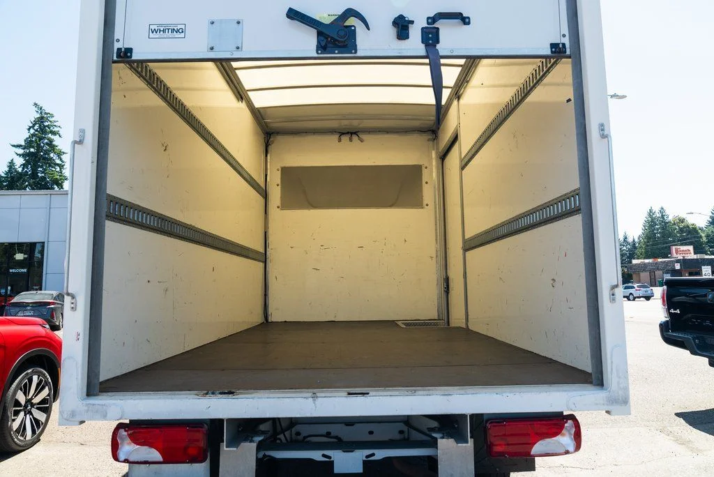 Used 2021 White Freightliner Base image 5